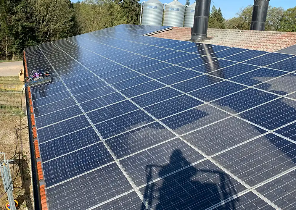 pv-reinigung-freising-kiendl-dienstleistungen PV Reinigung einer Solaranlage in Freising durch Kiendl Dienstleistungen
